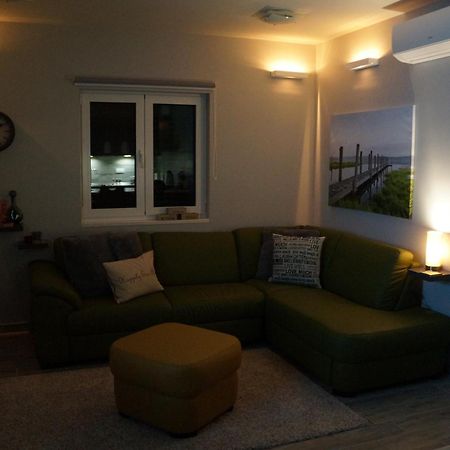 Zen Den Zaboric Apartment Exterior photo