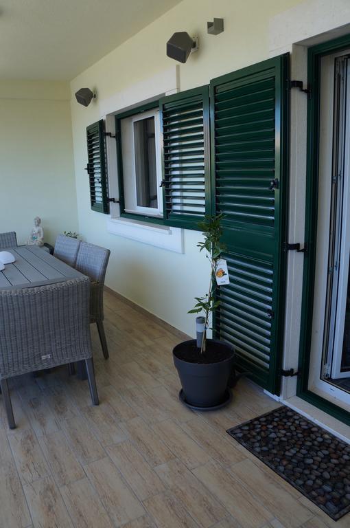 Zen Den Zaboric Apartment Exterior photo